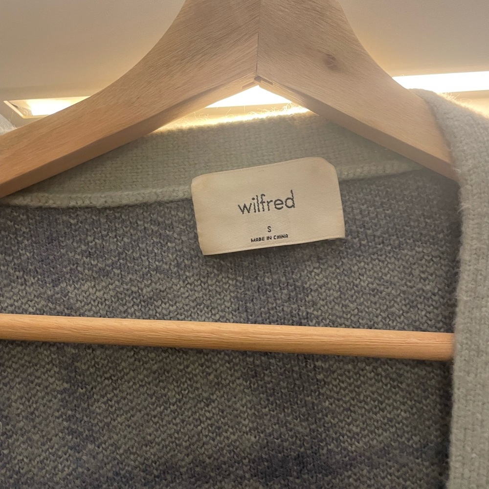 Aritzia Blue checked cardigan - Picture 4 of 4